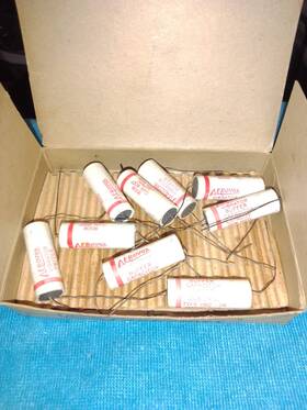 Aerovox Vbc-26 9 Nos .008 Mfd / 1600 V Vibrator Buffer Capacitors F/ Tube Car Radio
