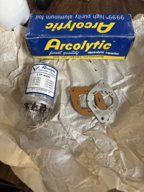 Ctp-4400 Arcolytic Vintage Nos/nib 60 Mfd 150 V Can Style Capacitor