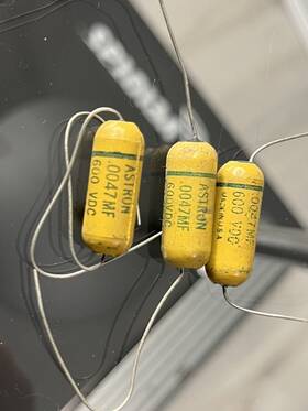 Astron Aofp-6-056-5 1pc Nos Vintage .004 Uf 600v Oil Capacitor Guitar Tone Cap