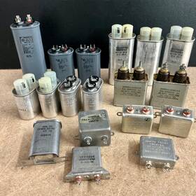 Cornell Dubilier 300025g Vintage Capacitor Lot 18 Non-polar Units Aerovox Ge Sprague