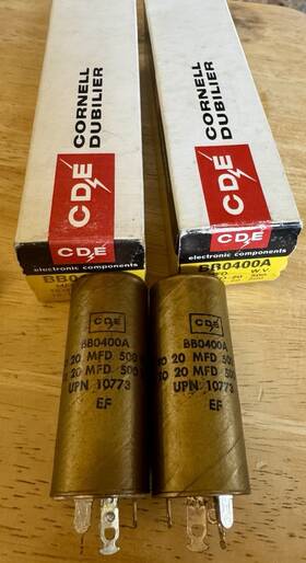 Cornell Dubilier Bb0400a Vtg Nos Electrolytic Capacitors 15-20 Mfd 500 Vdc Cde