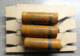 Cornell Dubilier Dt-6s5 3 Vintage Cornell-dubilier Inch Dwarf Tiger .05 Uf Wax Tubular Capacitors