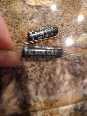 Cornell Dubilier Pkm-10d2 Pair Of Black Cat .002 1000vdc -10% Pkm 10d2 Capacitor Guitar