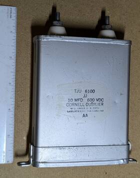 Cornell Dubilier Tju-6040 Nos Capacitor Tju 6100 10 Mfd 600 Vdc