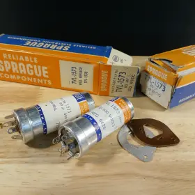 Tvl-1573 Fast 2 Pcs. 1960s Sprague 80 Uf 300 Wvdc Capacitors - Nos