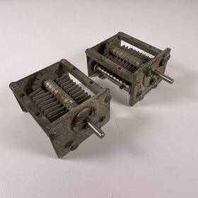 G.i Corp P-7761569-7 Lot Of 2 Vintage 50pf Air Variable Capacitors G.i For Radio