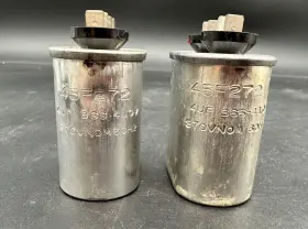 366-410v Ge 45f272 Lot Of 2 Vintage Capacitors 4uf 60hz As Is