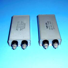 General Electric Cp70e1ff605k 22f36 2 Ge 6uf 600v Capacitors Paper In Oil 1% Match With Mtg Straps Used Mil-spec