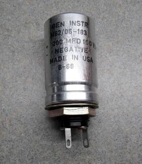 General Instrument M62/06-183 Vintage Nos Capacitor/condenser - 200 Uf 100 V