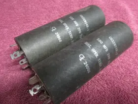 C032074r-7 General Instruments Pair Nos Vintage Can Capacitor 500uf 200vdc Insulated