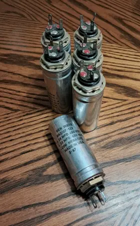 07-122 General Instruments M62/07-122 Vtg Lot Of 6 Nos Can Capacitors 33 Mfd - 400 Vdc
