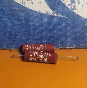 T600ue Good-all .024 Uf 400v Pair .022 Sub Test .023 - .025 600ue Tube/guitar Tone Cap