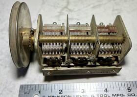 Howard Radio Cv-0012 Vintage Triple Variable Tuning Capacitor Part Unteste