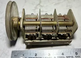 Cv-0012 Howard Radio Vintage Triple Variable Tuning Capacitor Part Unteste