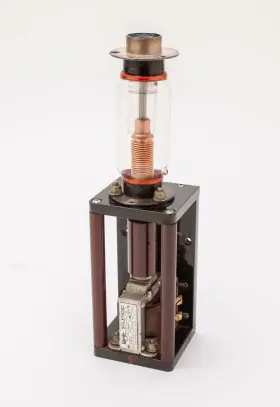 Ri-50 Jennings Radio Nc2 B2 - Variable Capacitor With Solenoid Controlled Mount