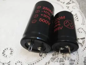 Te-030 Jj Electronics New 385v 220 F And 500v 220uf Electrolytic Capacitor 2pk