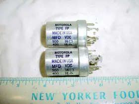 23b64722a01 Mallory 2 Nos Motorola Electrolytic Capacitors 500 400 100 Uf 16v Car Radio 1961