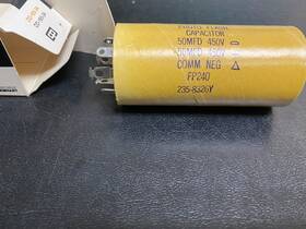 Mallory Fp-240 Precision Electrolytic Can Capacitor 50-50 Mfd 450-450 Vdc