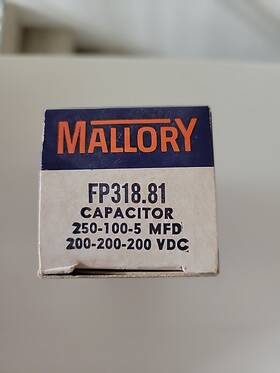 Mallory Fp318.81 Nos Electrolytic Capacitor 250-100-15 Mfd 200-200-200 Vdc