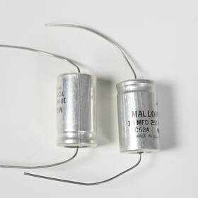 Mallory Tc50a 2 Nos 10mfd 250 Vdc - Capacitors Vintage