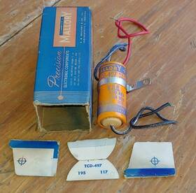 Mallory Tcd-497 Nos Vintage Model Paper Capacitor Mfd 50/30 Vcd 150/150