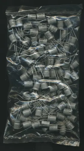 Ce04w Marcon Nos Vtg Bag Of 100 Radial Electrolytic Capacitors 47uf 35 Wv Japan