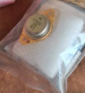 Motorola 48-869101 Nos Gold Plated Vintage Transistor