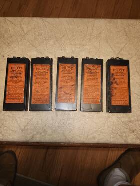 Pilot 9302 5 Vintage High Voltage Condenser Capacitors No. - 2 Mfd 300 Volts Ny