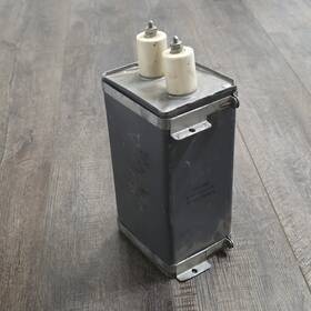 Pyramid Cp70e1fm405k Vintage Capacitor High Voltage 4 F 4000 Vdc