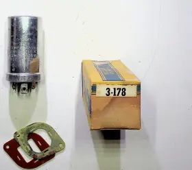 Tm-3100 Pyramid Vintage Capacitor 2mf 600vdc Nos Usa