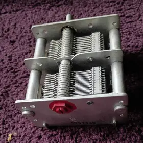 2737066 R&c Vintage Variable Capacitor With Red Knob