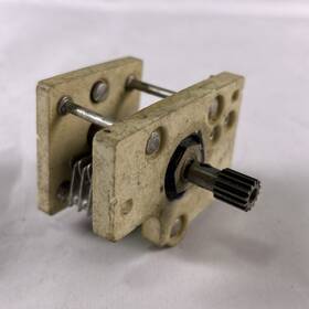 Radio Condenser Company 10203 Vtg Co. K.s Air Variable Capacitor W 3/4 Inch Shaft