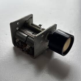 Radio Condenser Company E-75-r1-351 Vtg Used Asp 2-gang 12-125pf And 12-350pf Japan Oem Vcap W Knob Ham
