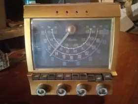 101.831a Sears 101.831 1948 Sear Roebuck& Co. Silverstone 8127 Ch. Fm Uhf Short Wave Radioo