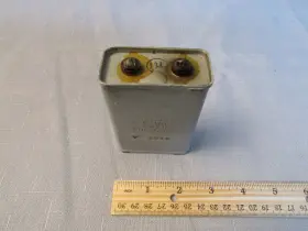 Klmrw6-4 Solar Brand Vintage Oil-filled Capacitor 4 Uf At 600vdc Made In Usa 1950s