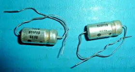 137d Sprague Wet Tantalum Capacitors 82uf 50v 2pcs