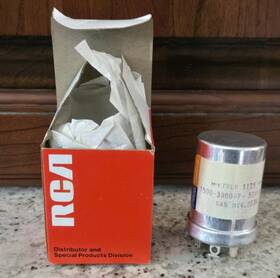 Sprague / Rca Tvlu-1125 / Capacitor 1 500uf 50v Electrolytic Large Can Twist Lock