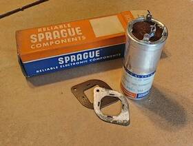Sprague Tvl-1584 Vintage Twist Lok Capacitor 150uf 300 Wvdc Nos