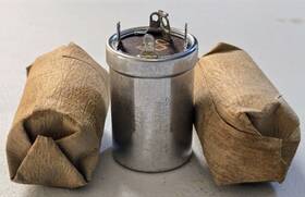 Sprague Tvl-2478 2 Nos 500 - 80 Dc Twist Lok Electrolytic Cap Capacitors