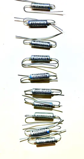 4700pf Sprague Vitamin Q .0047 11x Capacitors Value F At 200 Vdc