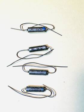 Sprague Vitamin Q Cp08a1kf102k3 4x Nos .001 F 600v Pio Capacitors Vintage Usa
