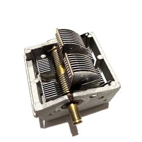 Ussr Vef-206 One Russian Variable Capacitor For Radio Receiver - 2x 365 Pf