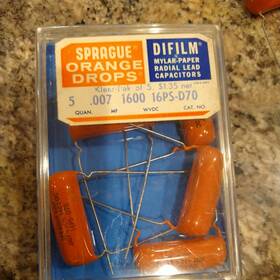 Vishay Sprague 16ps-d70 Qty 5 .007 1600 Kleer-pak Nos