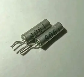 S061 Vishay Sprague 190s Lot Of 25 Nos Vintage Metal Case Axial Tantalum Capacitors