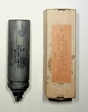 Vishay Sprague Cse-40100 Vintage Capacitor 4.0-mfd 600-v Nos