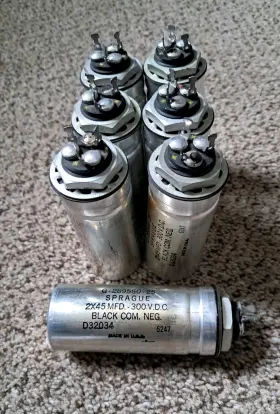 G-289550-25 Vishay Sprague Vintage Lot Of 7 Nos Electrolytic Can Capacitors 2x45 Mfd - 300 Vdc T