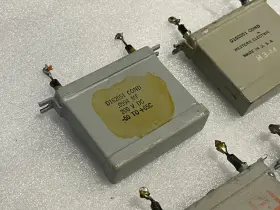 D-162051 Western Electric Vintage 4 .09 Uf Mf 200v Capacitors