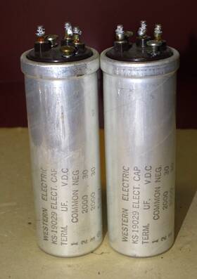 Western Electric Ks-19029 2 Type Electrolytic Capacitors Dual 2000 Mfd 30 Vdc