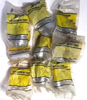 22-3899 Zenith Lot Of 9 Vintage Amplifier Radio Tv Electrolytic Can Capacitors T79