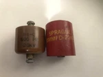 Qty Of 500 Pf Doorknob Capacitors 20KV. One High-q, And Sprague. Used. Price: $14.00.